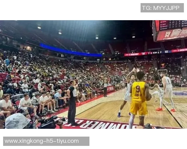 克雷格波特第三节狂砍11分三分球五投五中助球队获胜 克雷格波特第三节狂砍11分三分球五投五中助球队获胜