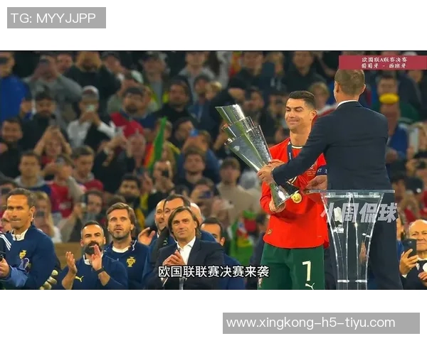 姐姐力挺C罗:批评他去白宫的声音令人失望他为葡萄牙付出二十年 姐姐力挺C罗:批评他去白宫的声音令人失望他为葡萄牙付出二十年