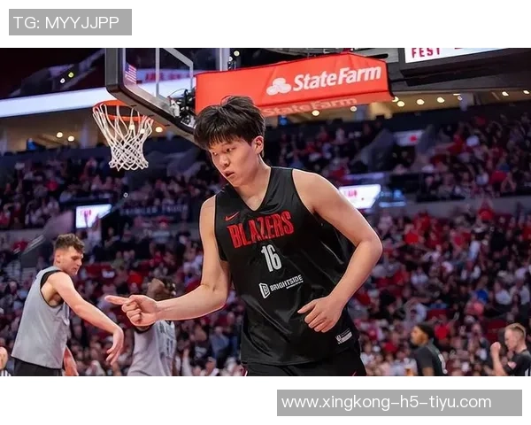 新秀杨瀚森加入发展联盟的背后故事与媒体人的深度解析